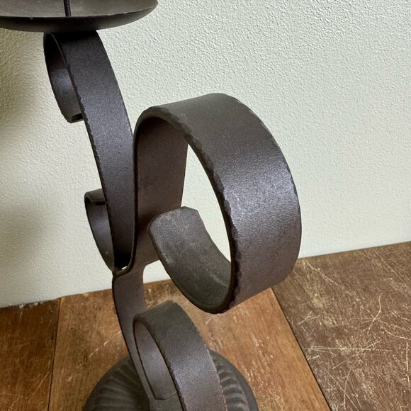 Vintage Cast Iron HEAVY Scroll Detail Single Candle holder MARKED - Picture 5 of 10